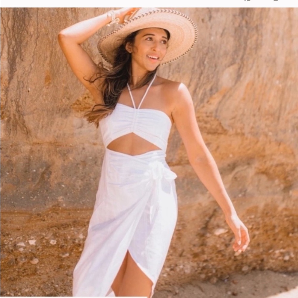 L*space White Solana coverup - NWT